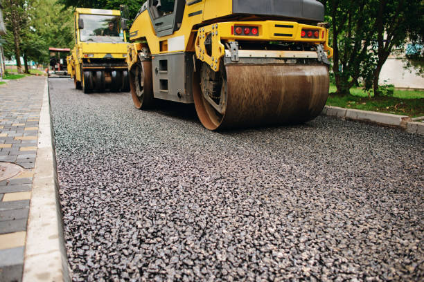 Best Driveway Paving Contractor  in Jasmine Estates, FL